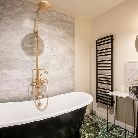 Parisian Loft With Plenty Of Light And Solarium In Bastille Area Appartamento