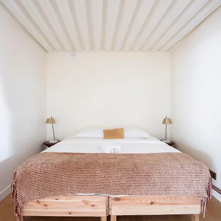 Parisian Loft With Plenty Of Light And Solarium In Bastille Area Appartamento *