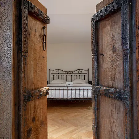 Parisian Loft With Plenty Of Light And Solarium In Bastille Area Appartamento Parigi