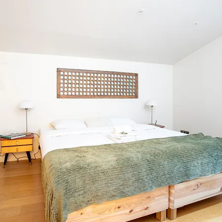 Appartamento Parisian Loft With Plenty Of Light And Solarium In Bastille Area Parigi
